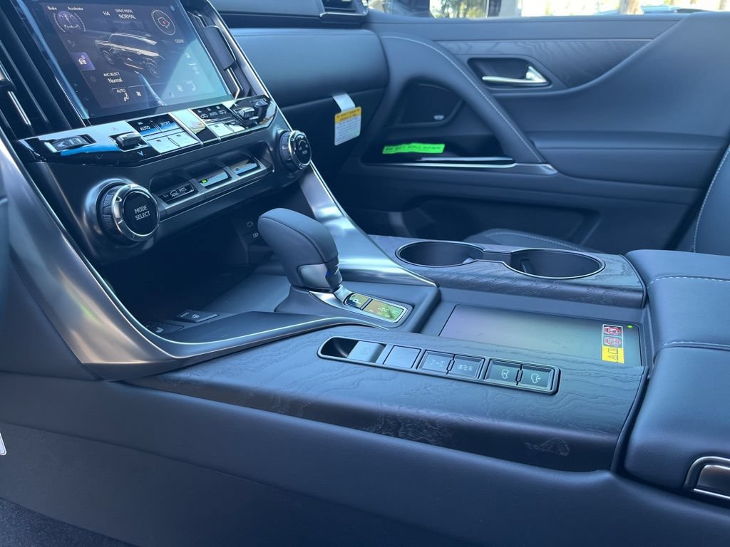 New 2026 Lexus LX 700h Luxury w/ Appearance Package AWD/4WD image 6