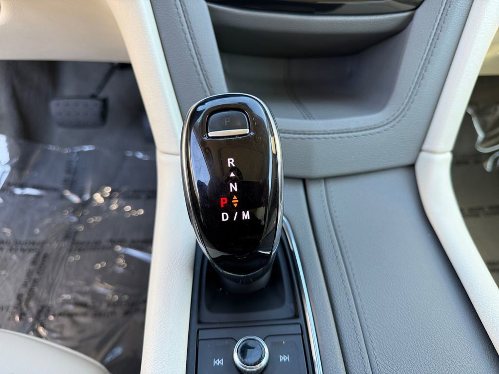 Used 2024 Cadillac XT6 Premium Luxury image 20