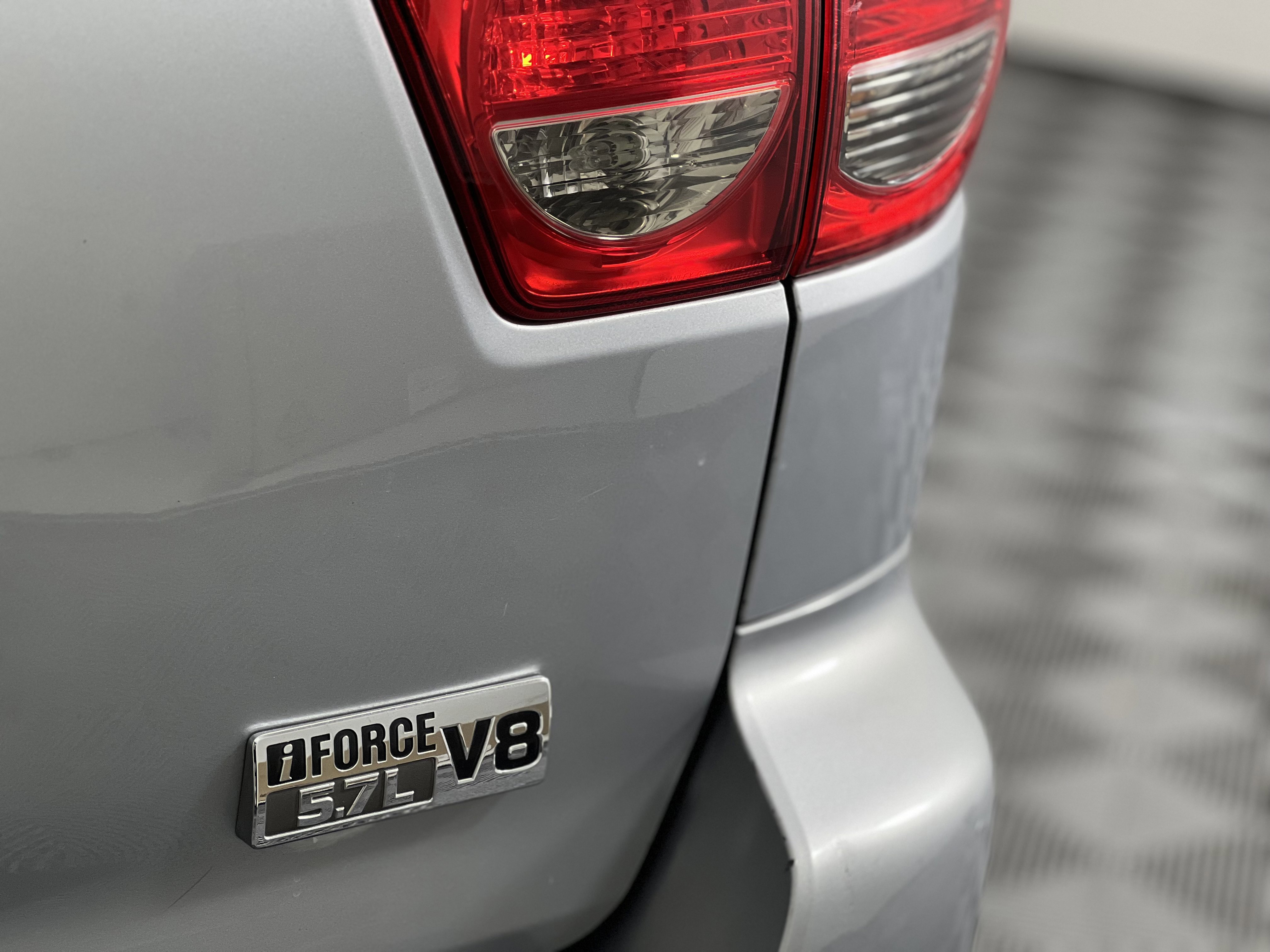 Used 2014 Toyota Sequoia SR5 w/ Premium Package AWD/4WD image 12