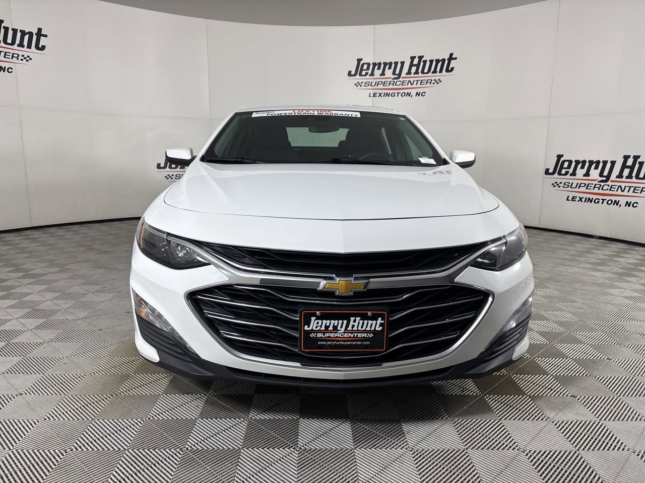 Used 2024 Chevrolet Malibu LT image 3