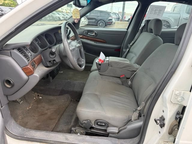 Used 2004 Buick Le Sabre Custom FWD image 2