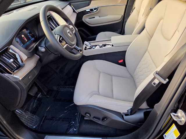 New 2026 Volvo XC90 B6 Plus AWD/4WD image 10