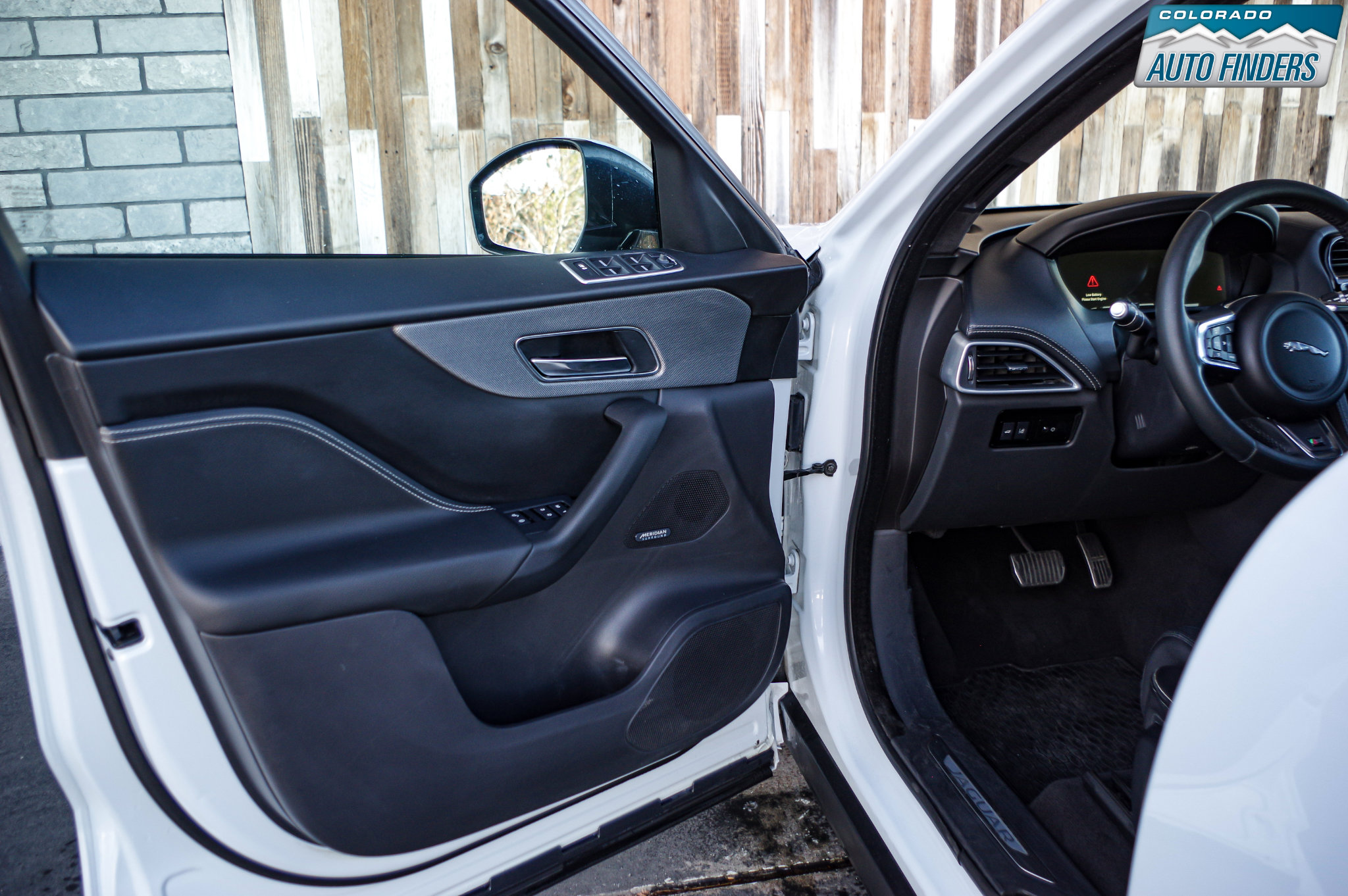 Used 2017 Jaguar F-PACE S image 10