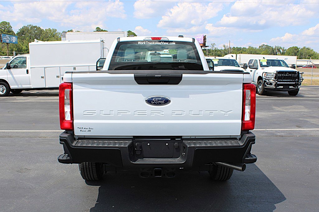Used 2025 Ford F250 XLT image 10