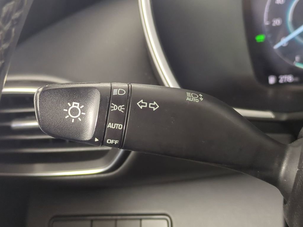 Certified 2022 Hyundai Santa Fe SEL Premium w/ Cargo Package image 31