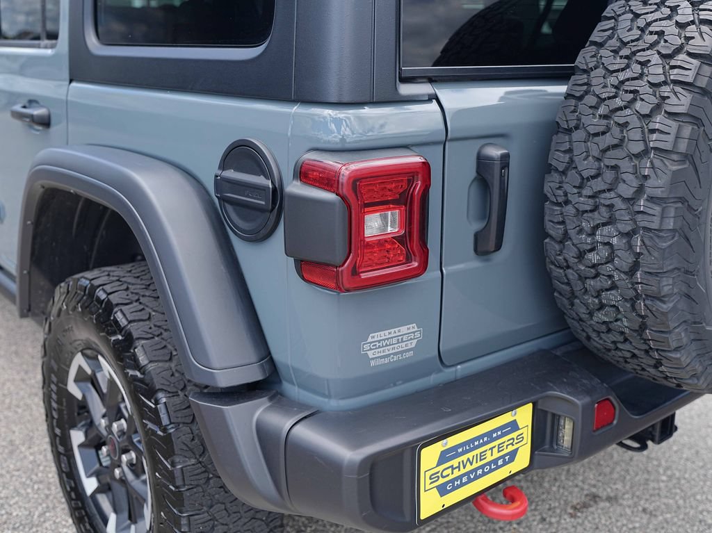 Used 2025 Jeep Wrangler Unlimited Rubicon AWD/4WD image 9