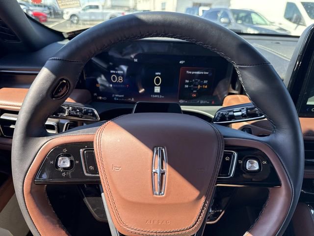 Used 2025 Lincoln Aviator Reserve w/ Equipment Group 201A image 33