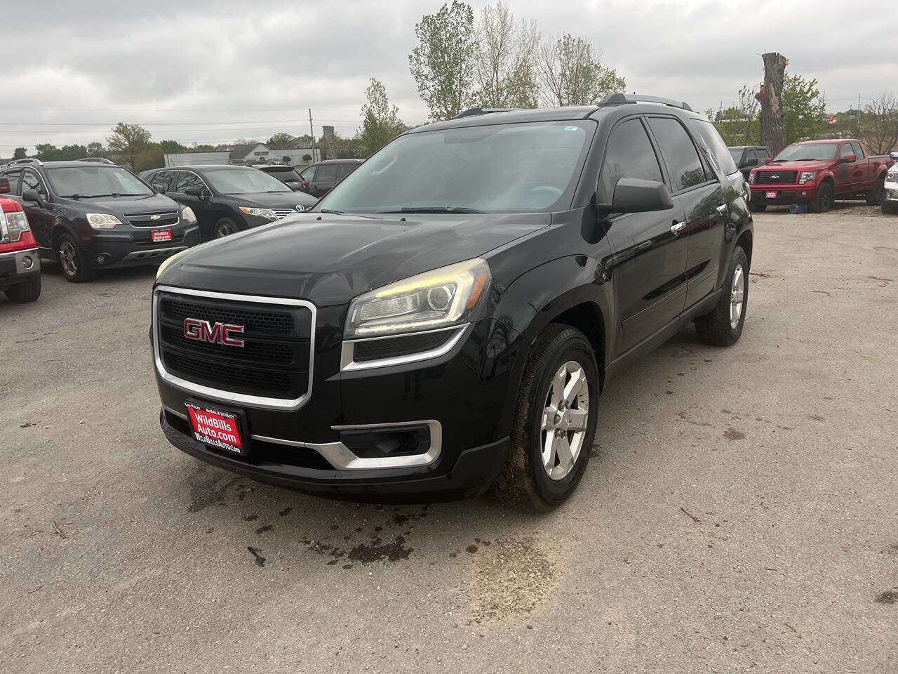 Used 2016 GMC Acadia SLE FWD image 1
