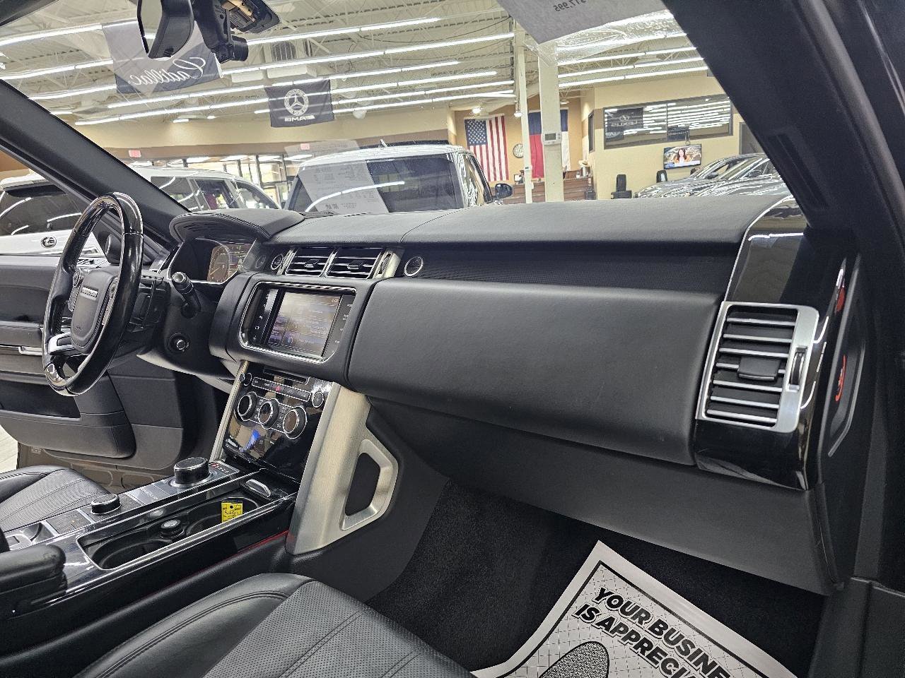Used 2014 Land Rover Range Rover Supercharged AWD/4WD image 21