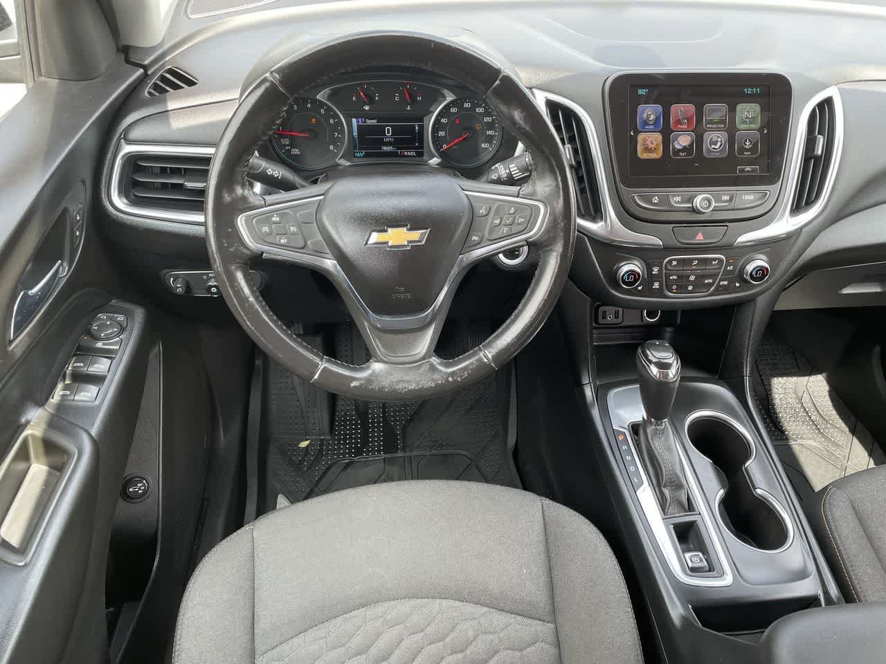 Used 2018 Chevrolet Equinox LT w/ Sun & Infotainment Package FWD image 11