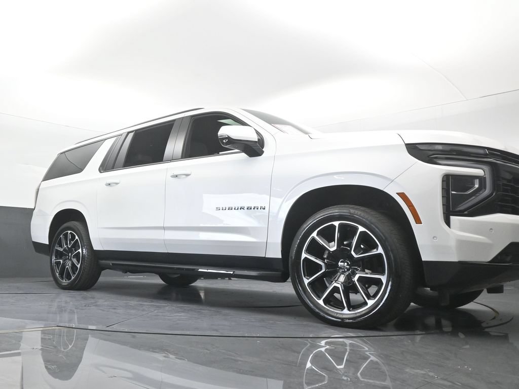 Used 2025 Chevrolet Suburban RST w/ Comfort Package RWD image 75