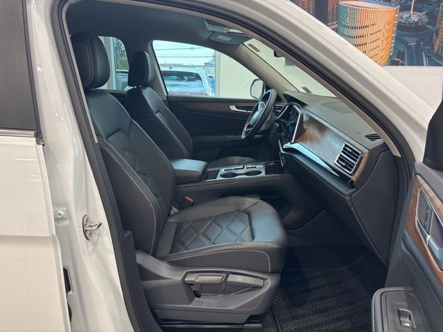 New 2026 Volkswagen Atlas SE image 9