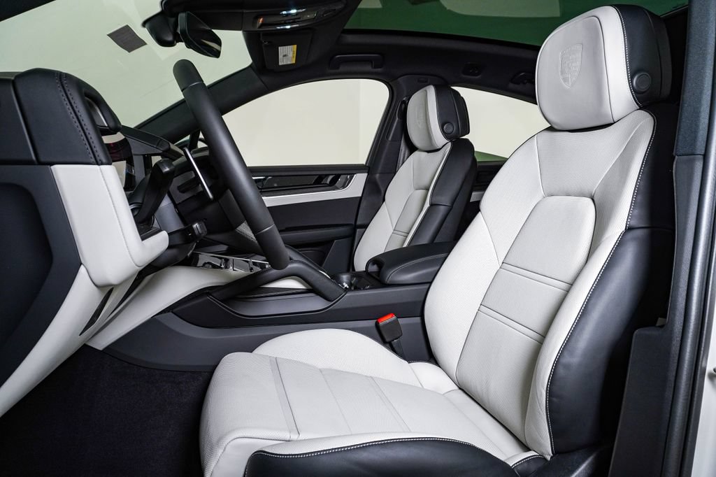 New 2026 Porsche Cayenne S AWD/4WD image 5