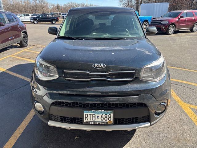 Used 2017 Kia Soul + image 3
