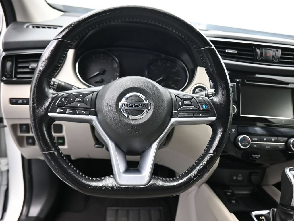 Used 2022 Nissan Rogue Sport SV w/ Technology Package AWD/4WD image 14
