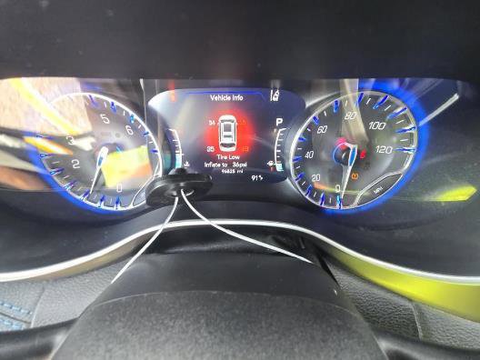 Used 2021 Chrysler Pacifica Touring-L FWD image 12