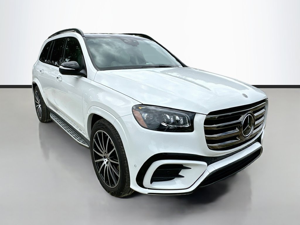 Certified 2026 Mercedes-Benz GLS 580 4MATIC image 3