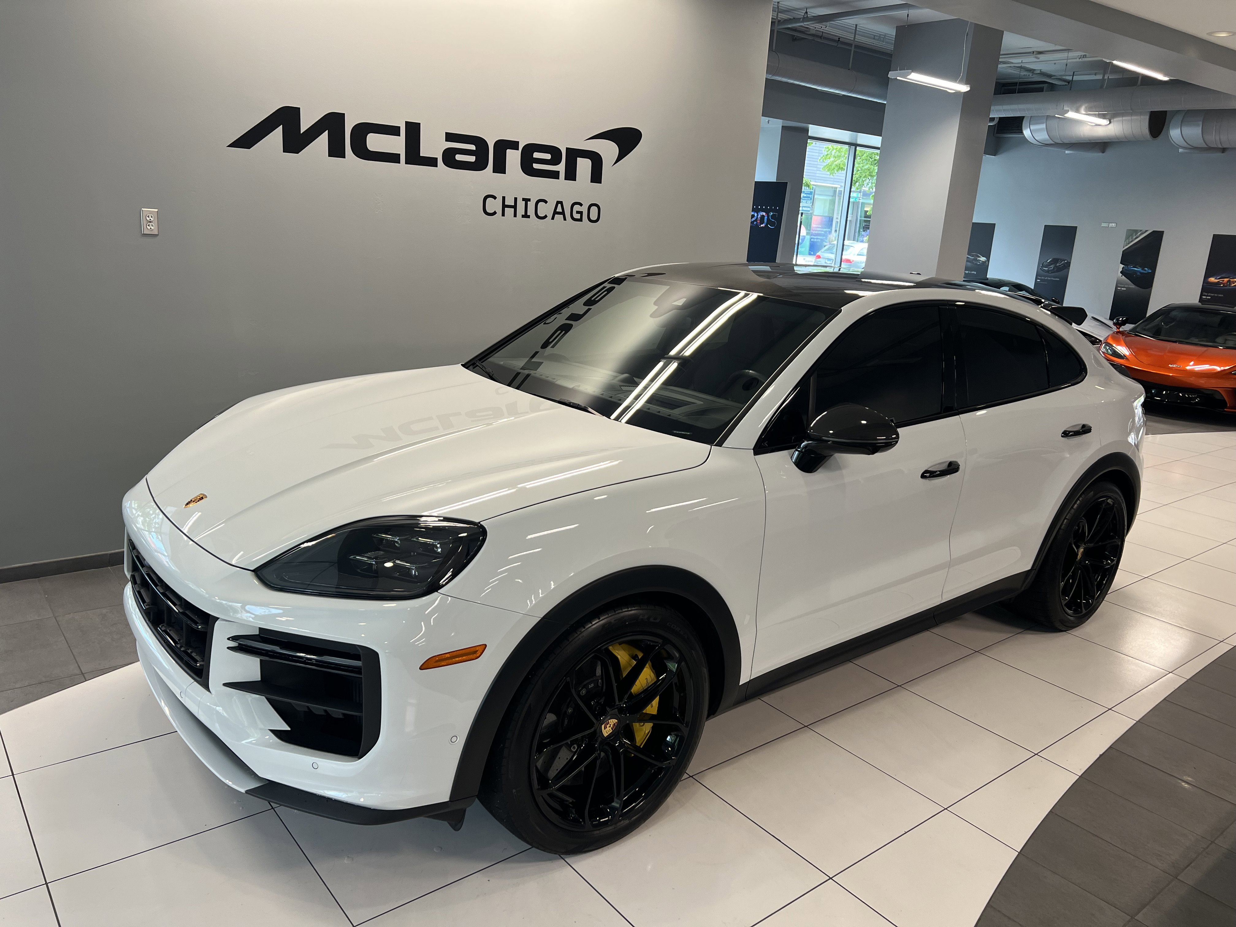 Used 2024 Porsche Cayenne Turbo GT AWD/4WD image 4