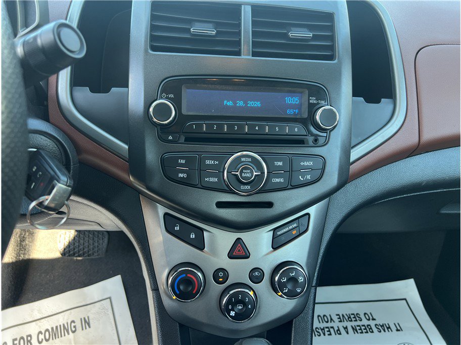 Used 2014 Chevrolet Sonic LT image 16