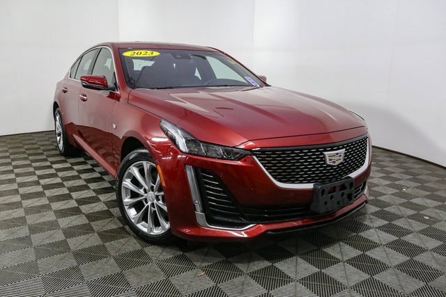 Used 2023 Cadillac CT5 Luxury image 3