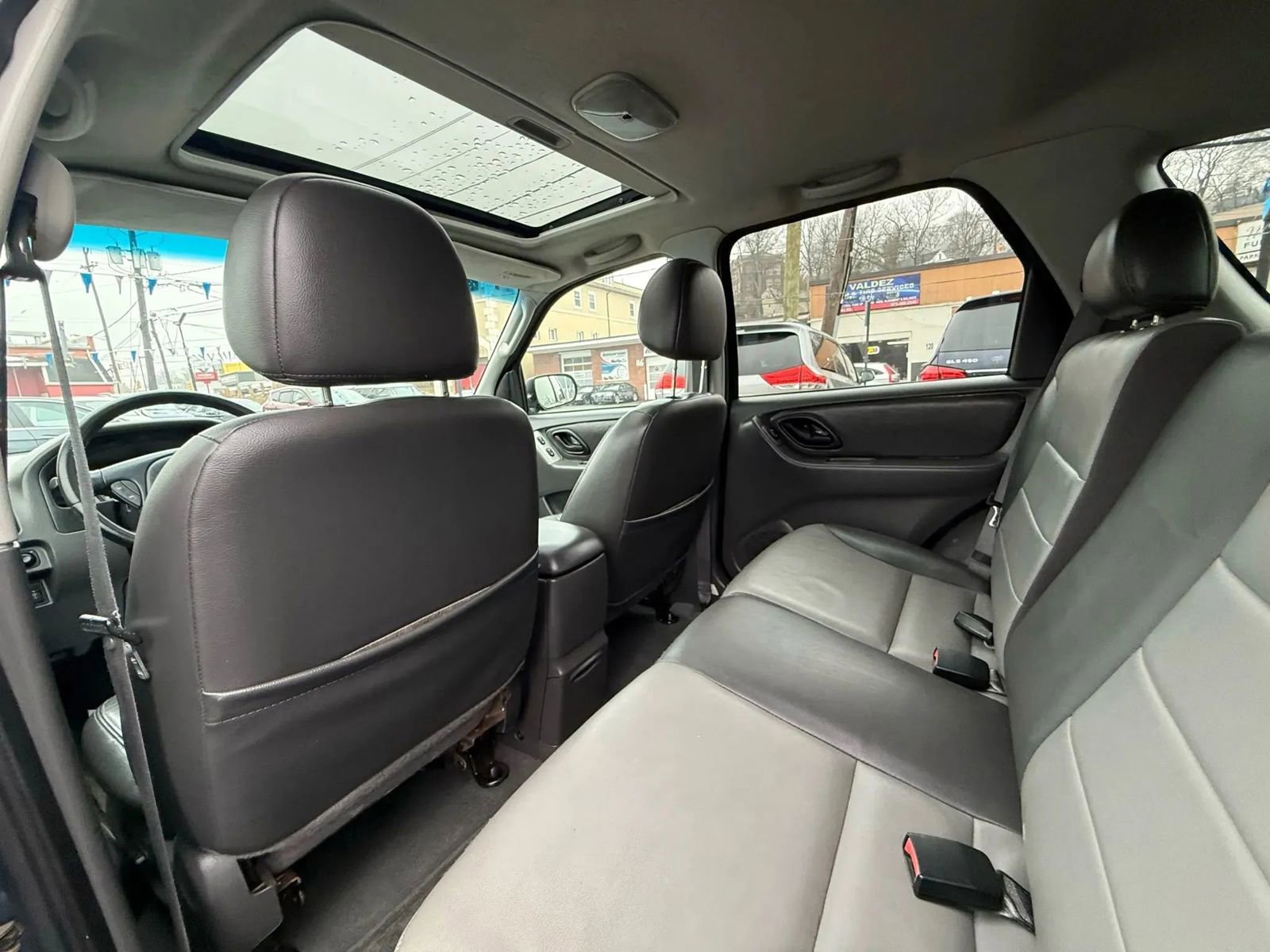 Used 2003 Ford Escape XLT image 33