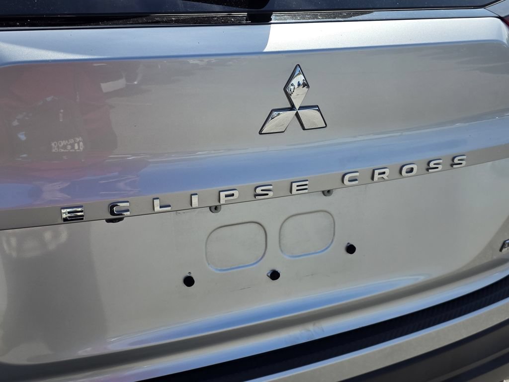 Used 2024 Mitsubishi Eclipse Cross LE AWD/4WD image 8