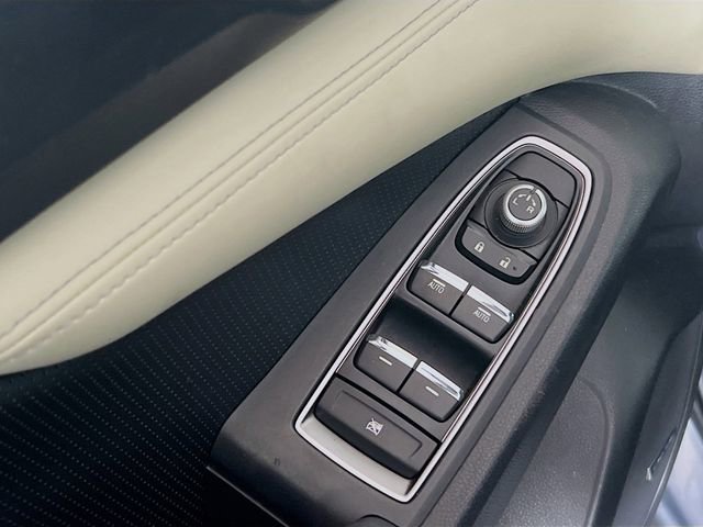 Used 2020 Subaru Ascent Limited w/ Technology Package image 19