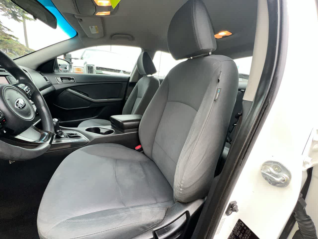 Used 2015 Kia Optima LX FWD image 11
