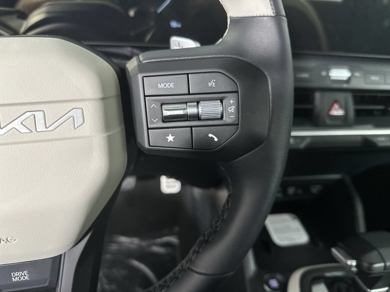 New 2026 Kia K4 GT-Line Turbo FWD image 11