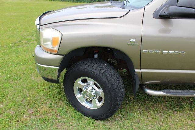 Used 2006 Dodge Ram 3500 Truck SLT w/ Light Group AWD/4WD image 12