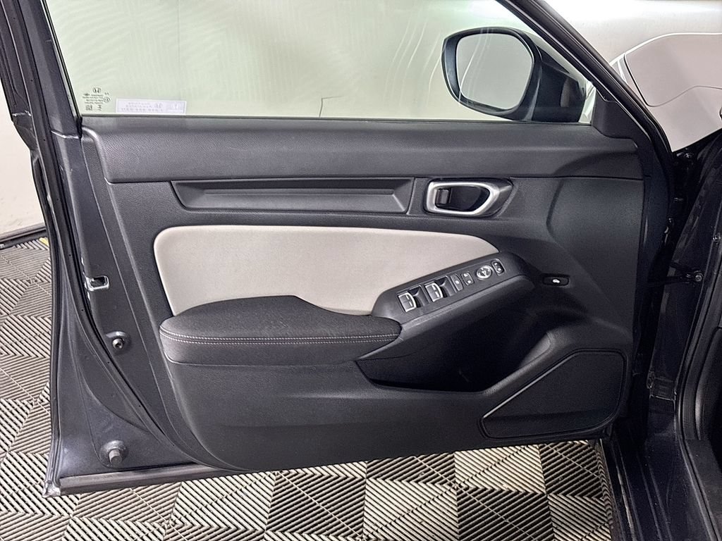 Used 2023 Honda Civic LX image 10