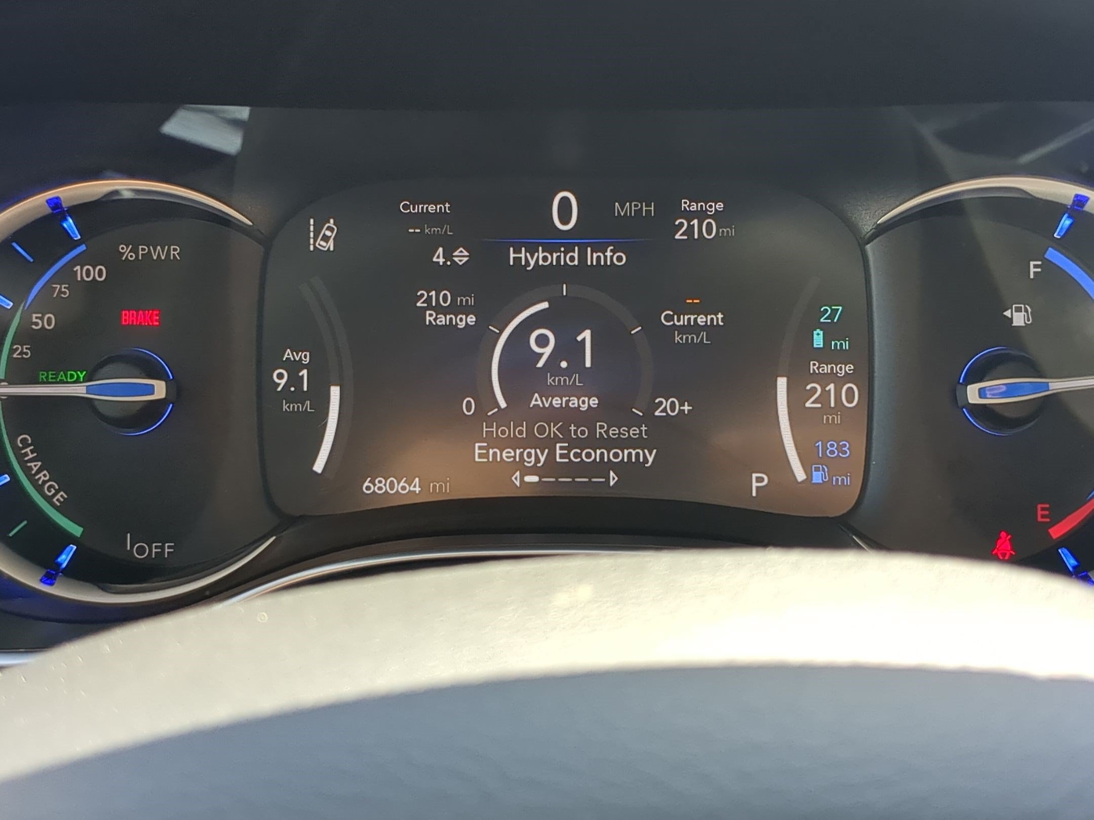 Used 2023 Chrysler Pacifica Limited FWD image 23