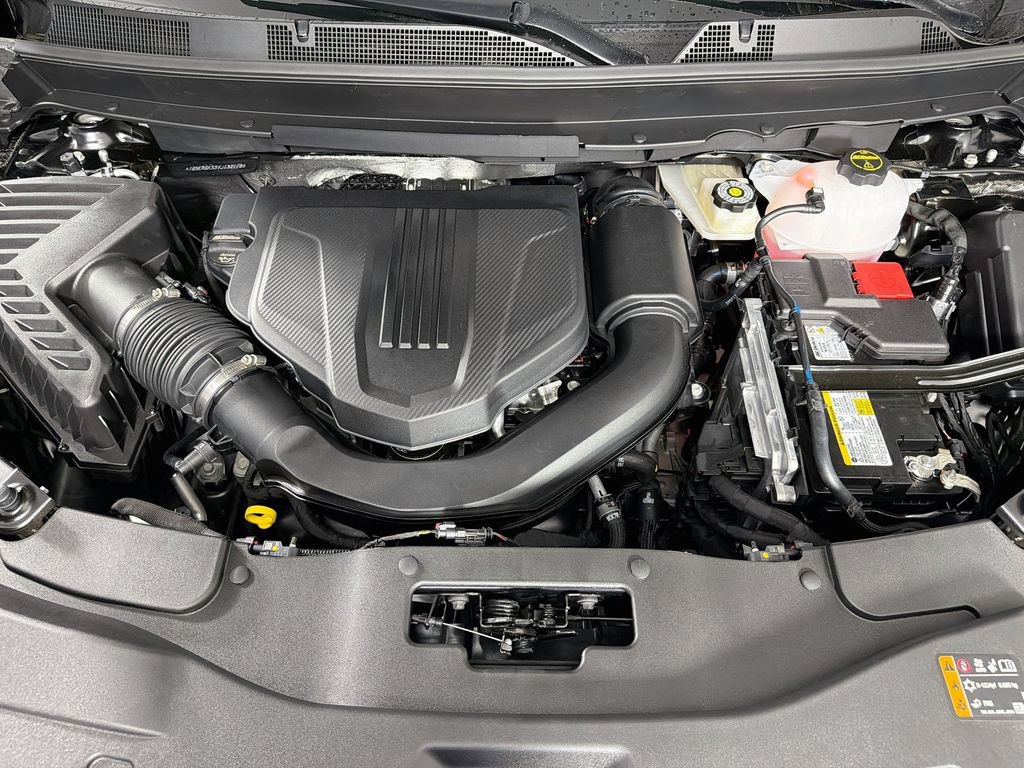 New 2027 Chevrolet Traverse LT w/ Enhanced Driving Package FWD image 32