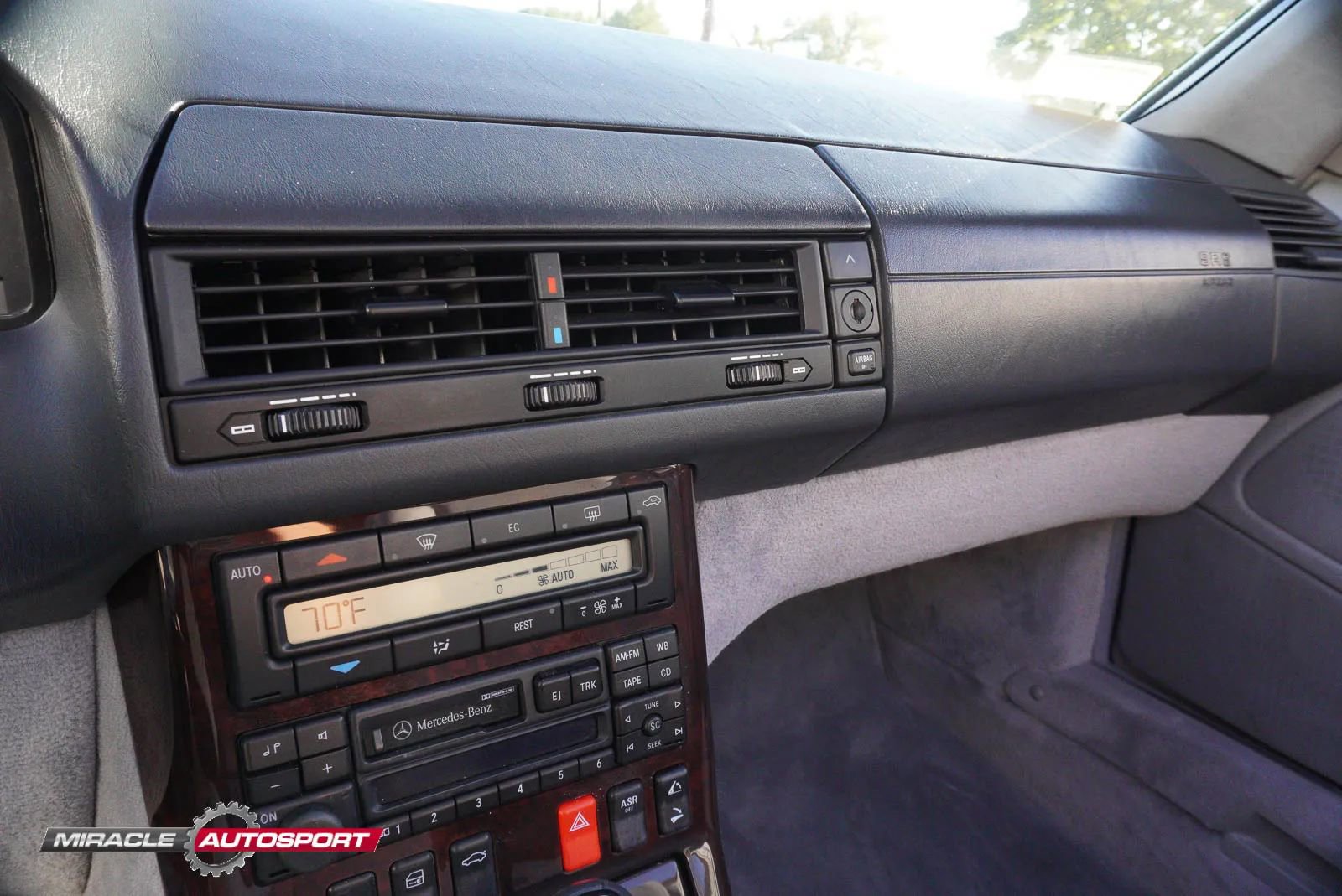 Used 1998 Mercedes-Benz SL 500 image 38