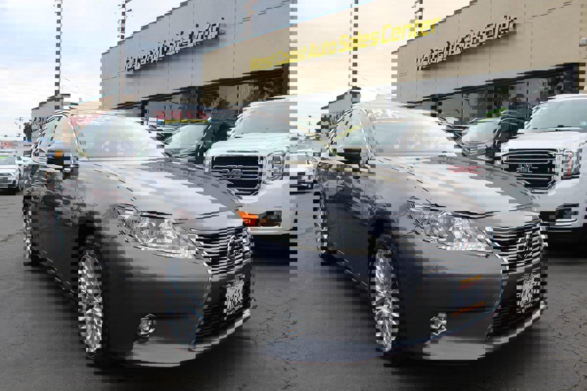 Used 2015 Lexus ES 350 w/ Luxury Package image 8