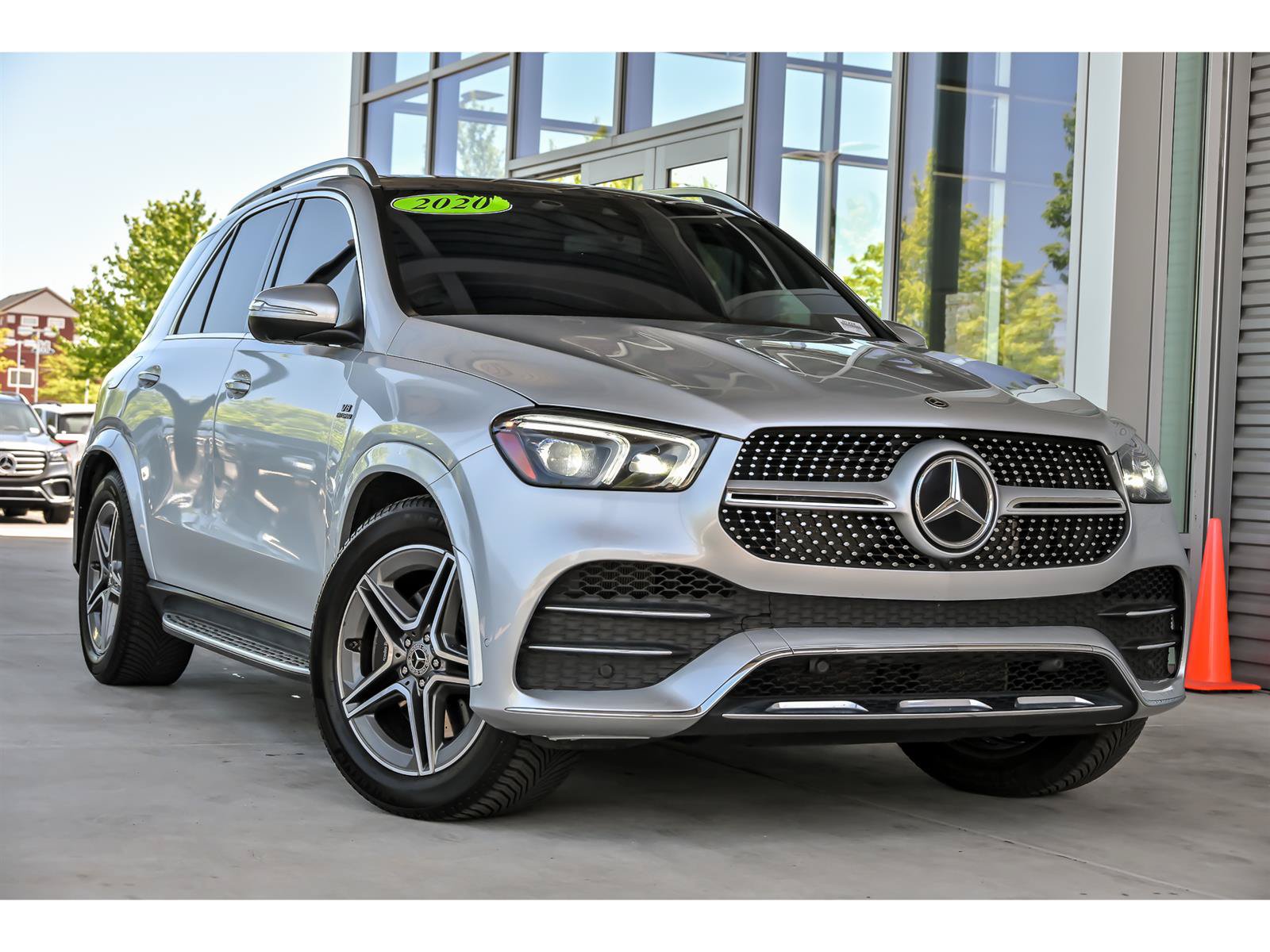 Used 2020 Mercedes-Benz GLE 580 4MATIC w/ Energizing Package Plus image 1
