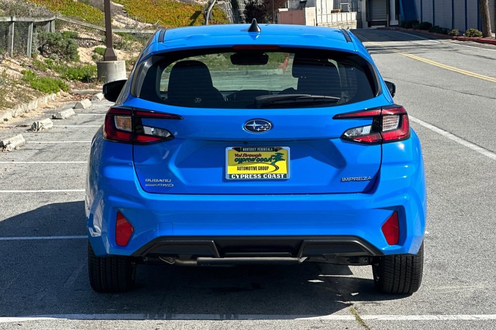 Used 2025 Subaru Impreza 2.0i Sport image 5