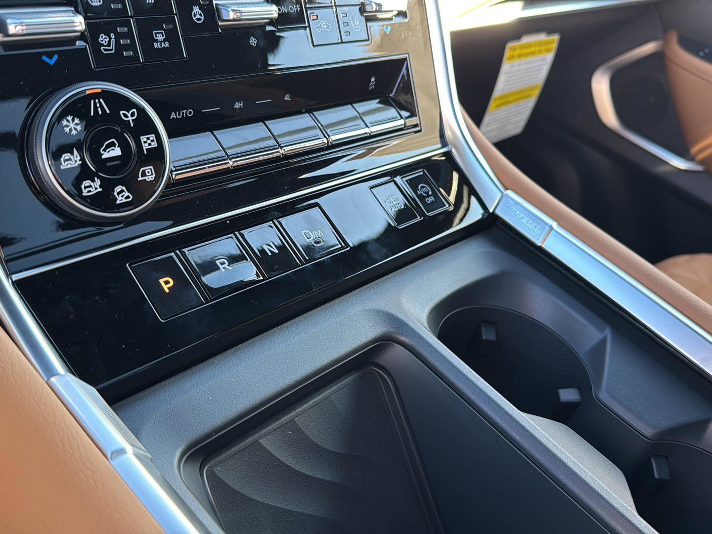 New 2026 Nissan Armada Platinum Reserve image 25