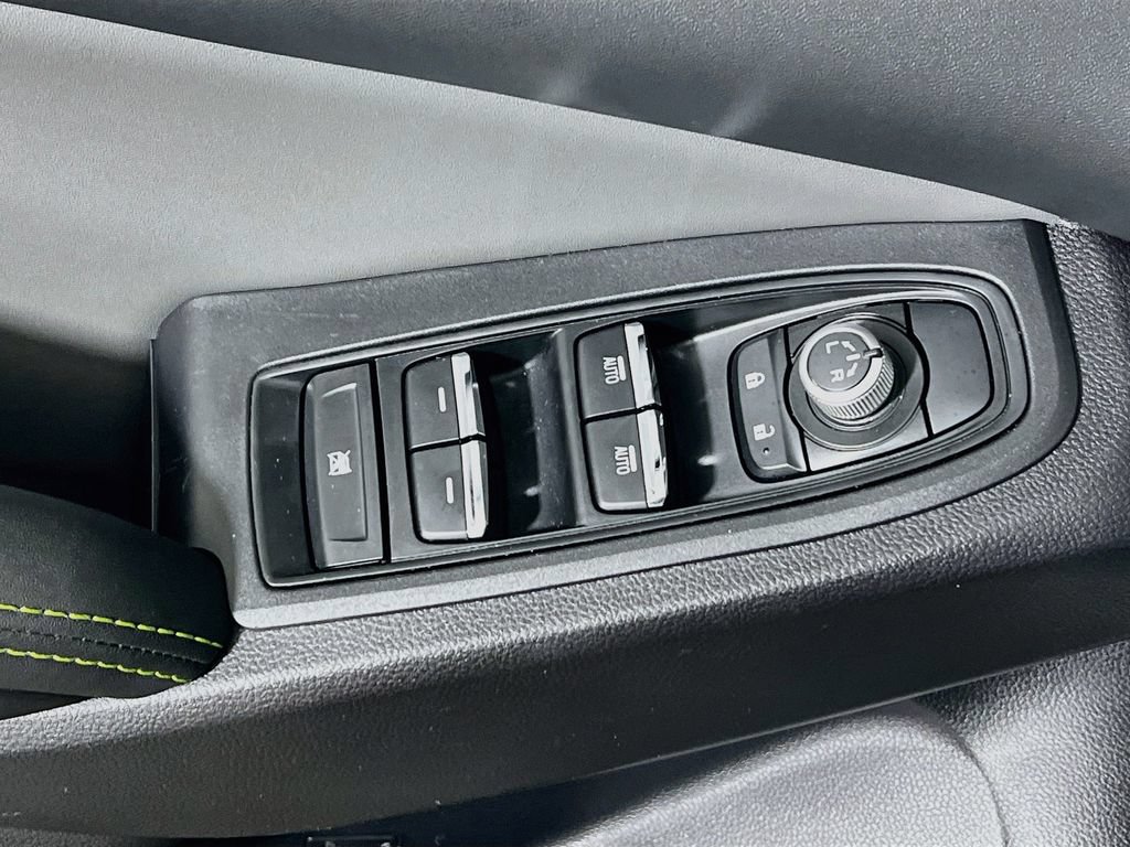 Used 2023 Subaru Ascent Onyx Edition AWD/4WD image 16
