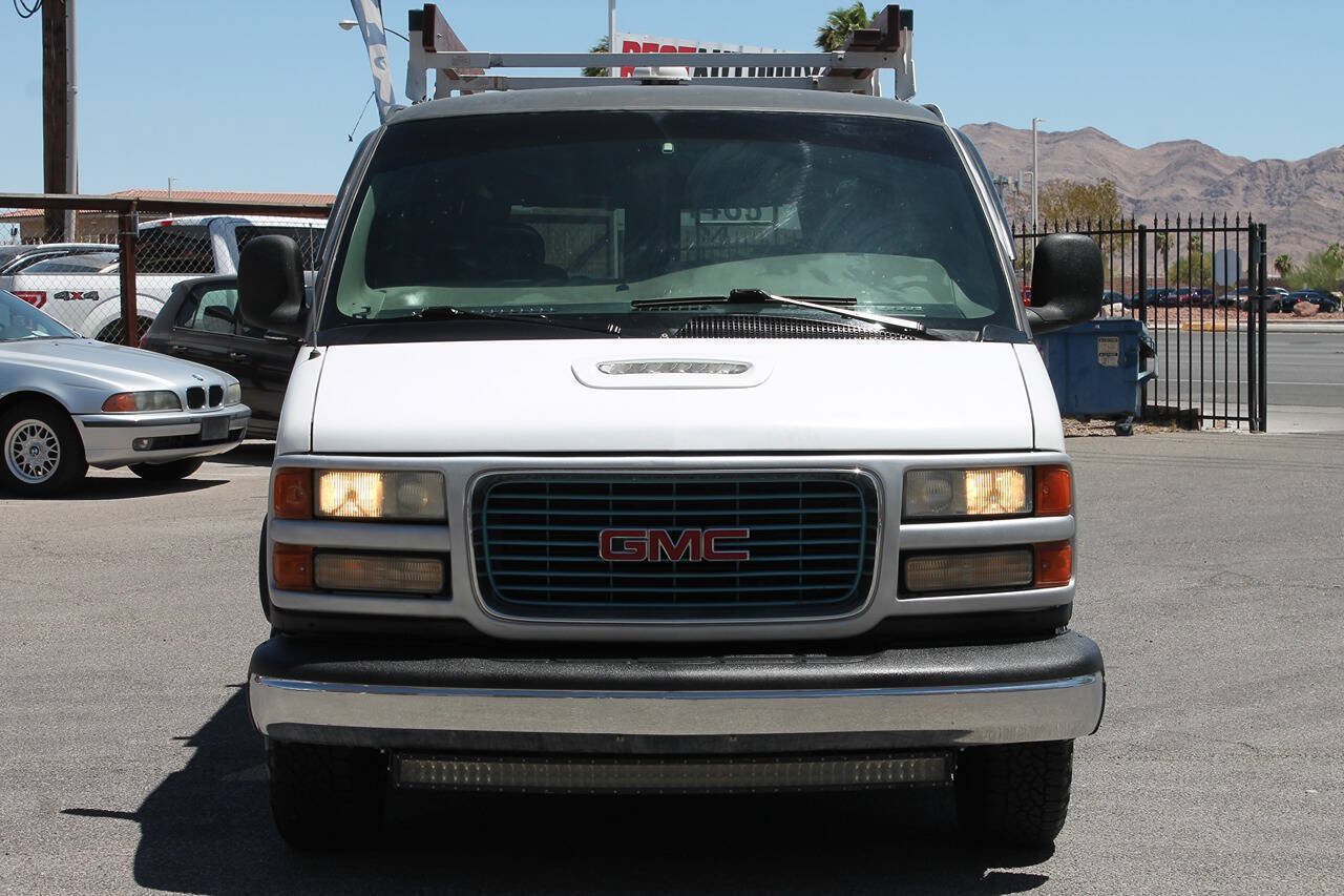 Used 2000 GMC Savana 1500 w/ Marketing Option Pkg 1SE RWD image 3