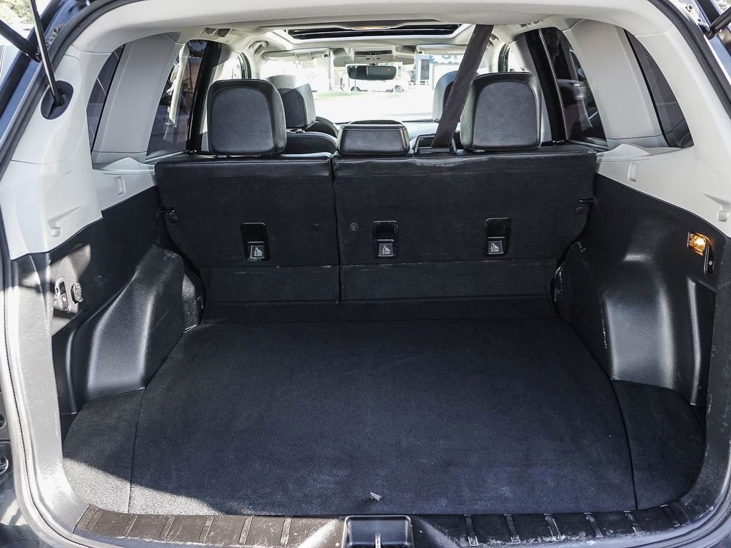 Used 2018 Subaru Forester 2.5i Touring AWD/4WD image 25