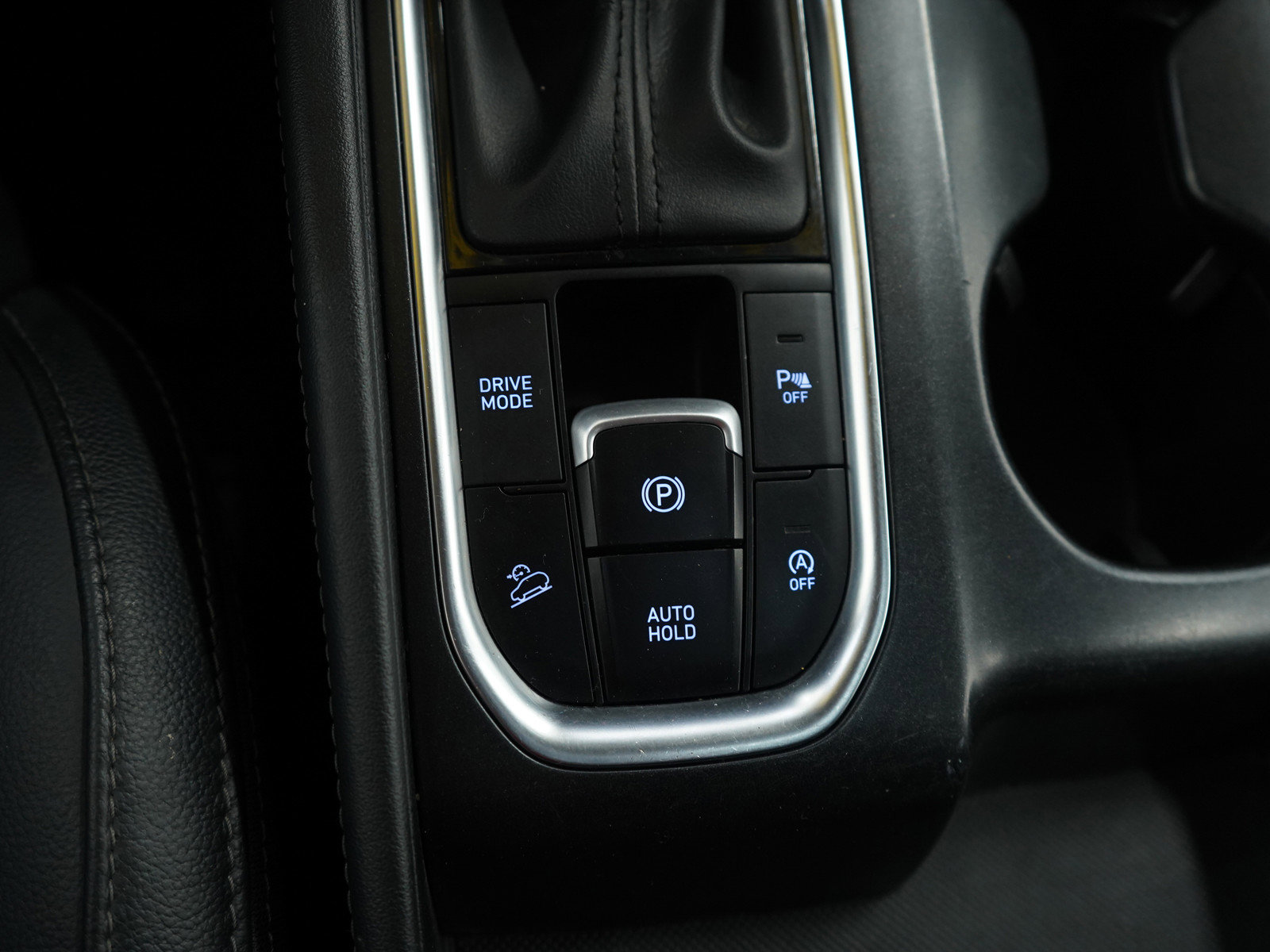 Used 2020 Hyundai Santa Fe SEL image 25