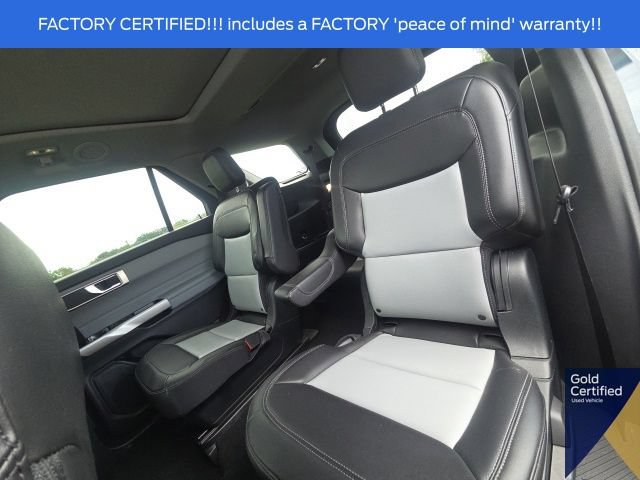 Used 2023 Ford Explorer XLT w/ Equipment Group 202A AWD/4WD image 20