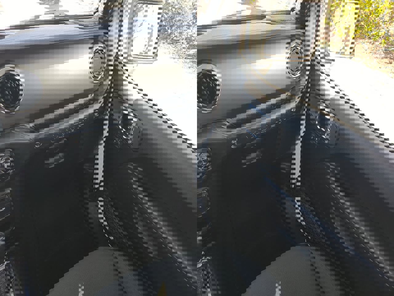 Used 2020 Jeep Wrangler Unlimited Sport S image 17