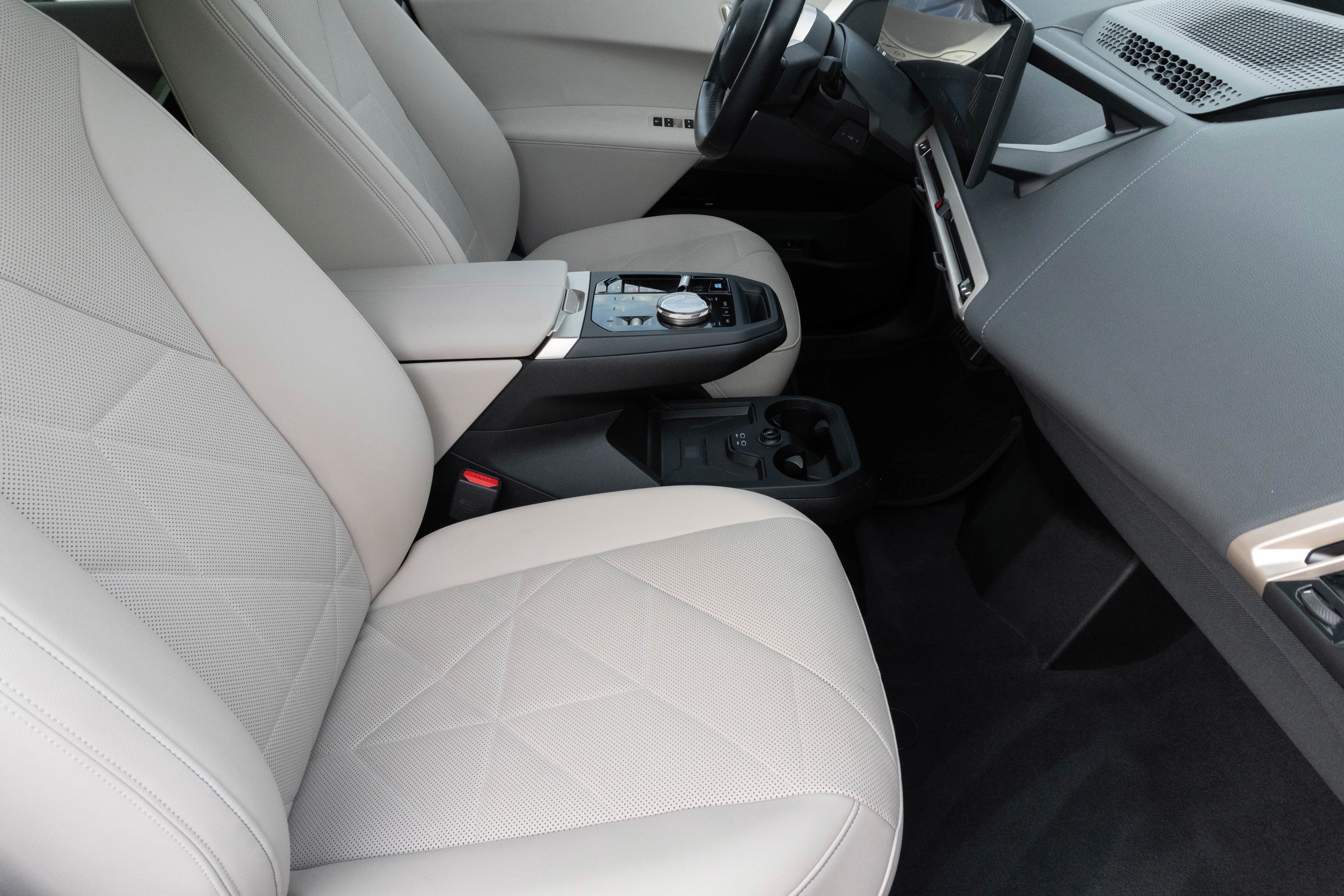 Certified 2024 BMW iX xDrive50 w/ Sport Package image 12