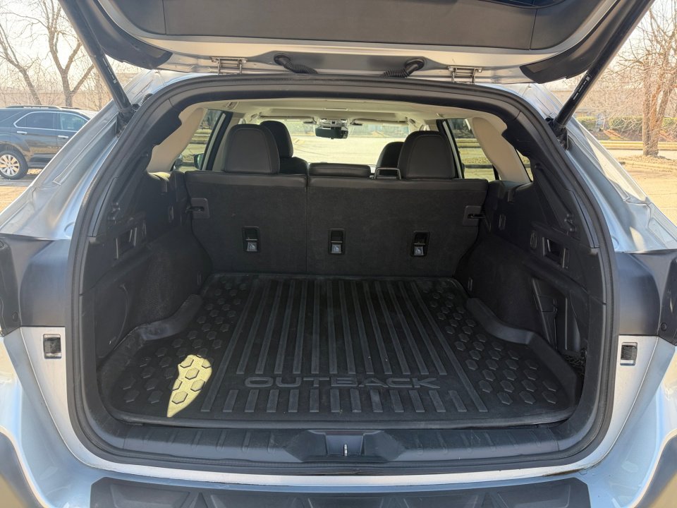 Used 2023 Subaru Outback Touring XT image 19