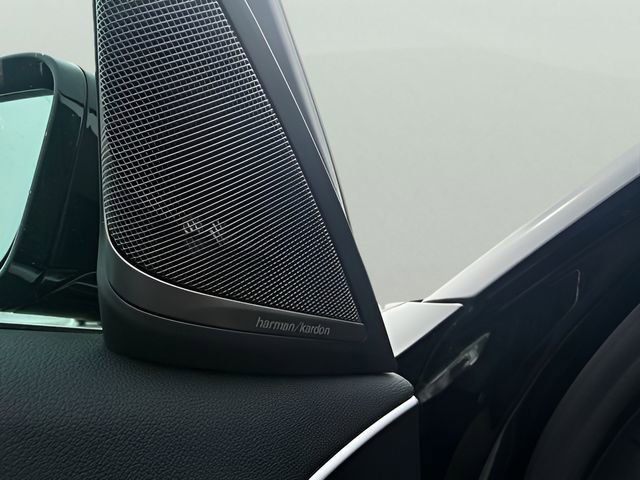 Used 2020 BMW 540i xDrive w/ Convenience Package image 16