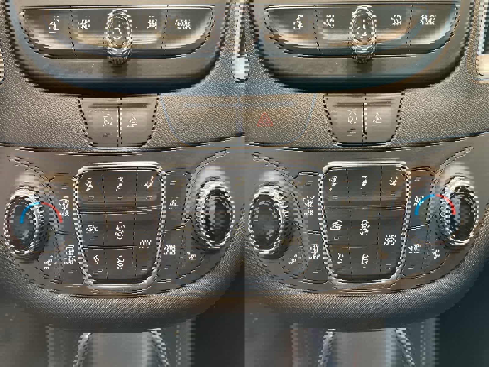 Used 2022 Chevrolet Malibu LT image 20