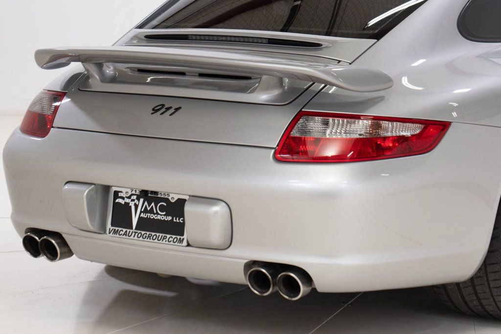 Used 2005 Porsche 911 Carrera image 15