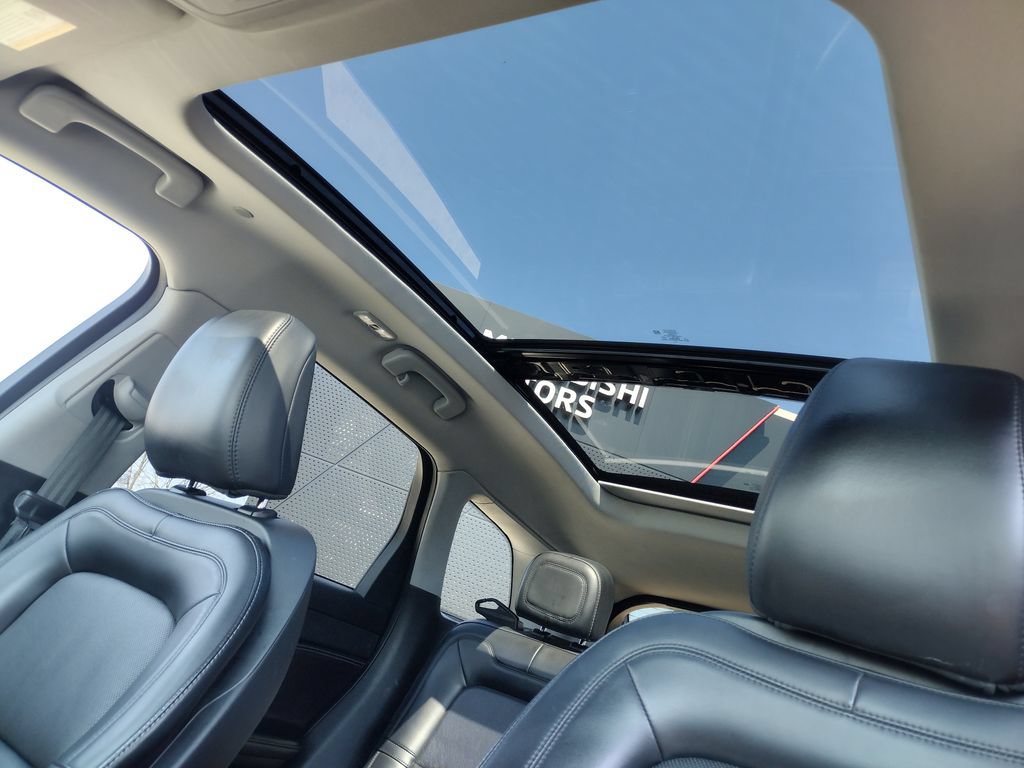 Used 2022 Lincoln Corsair Reserve AWD/4WD image 5
